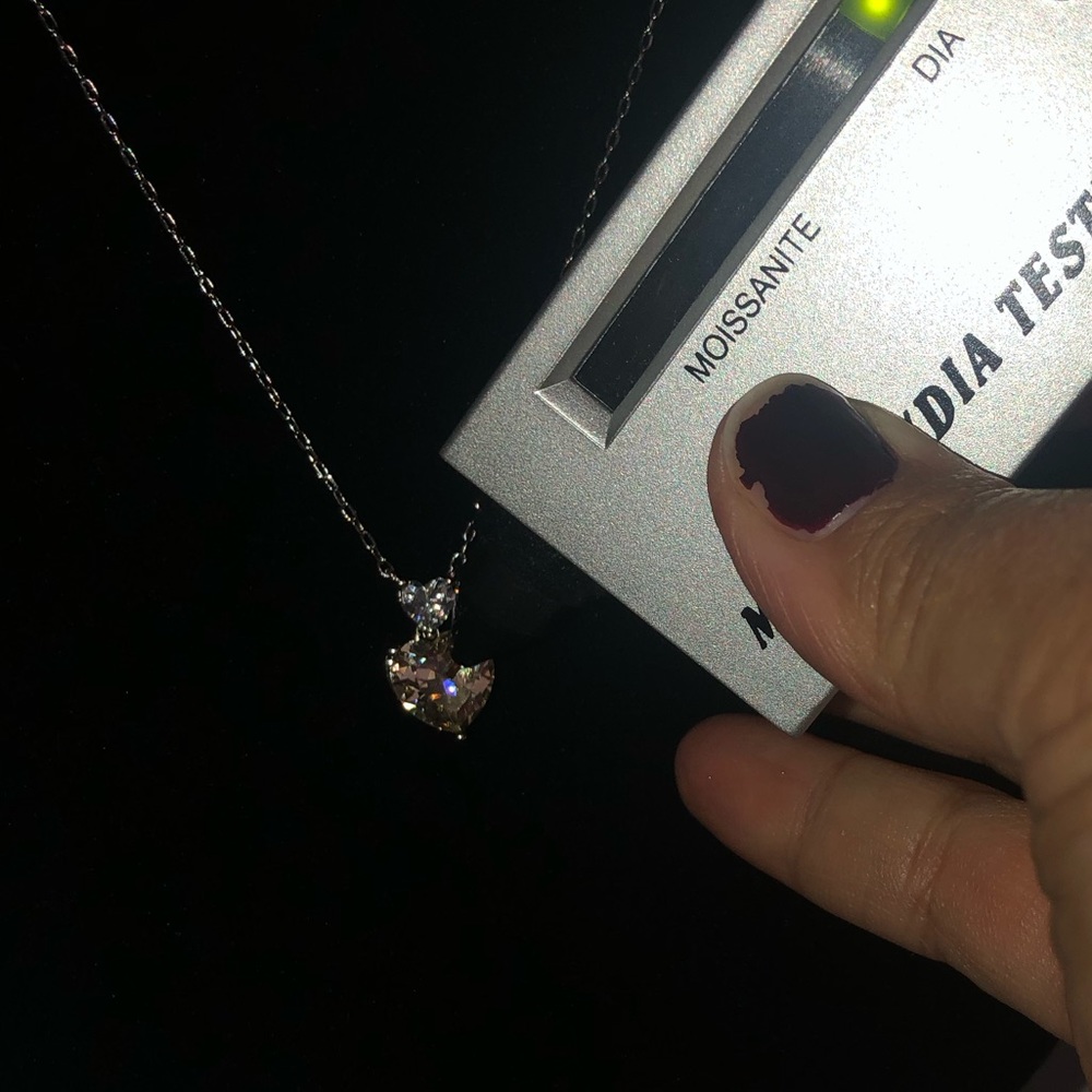 3ct Canary Heart Pendant - Picture 9 of 11
